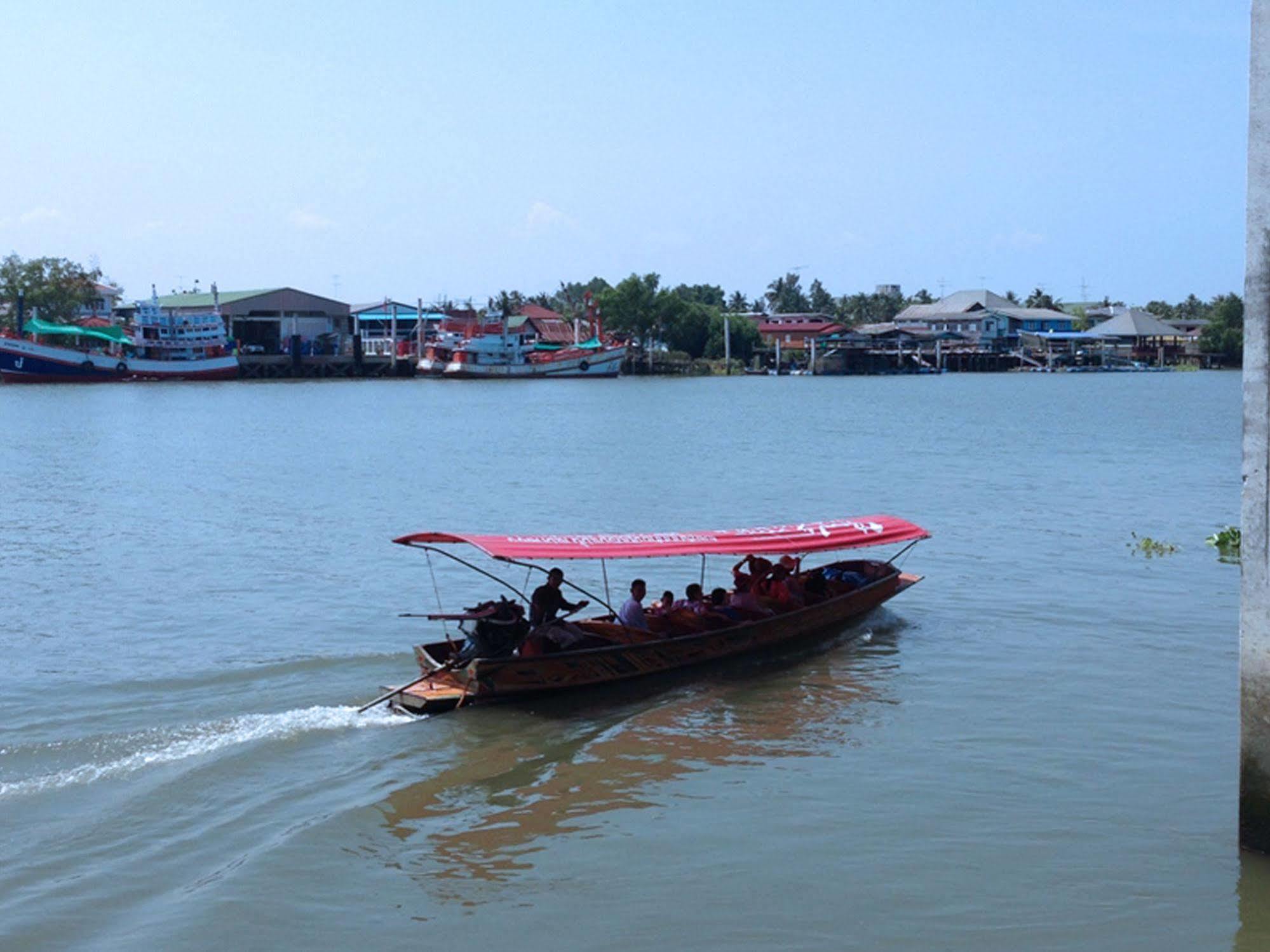 Baan Siriporn Resort - โรงแรมบ้านศิริพร รีสอร์ท Samut Songkhram Экстерьер фото