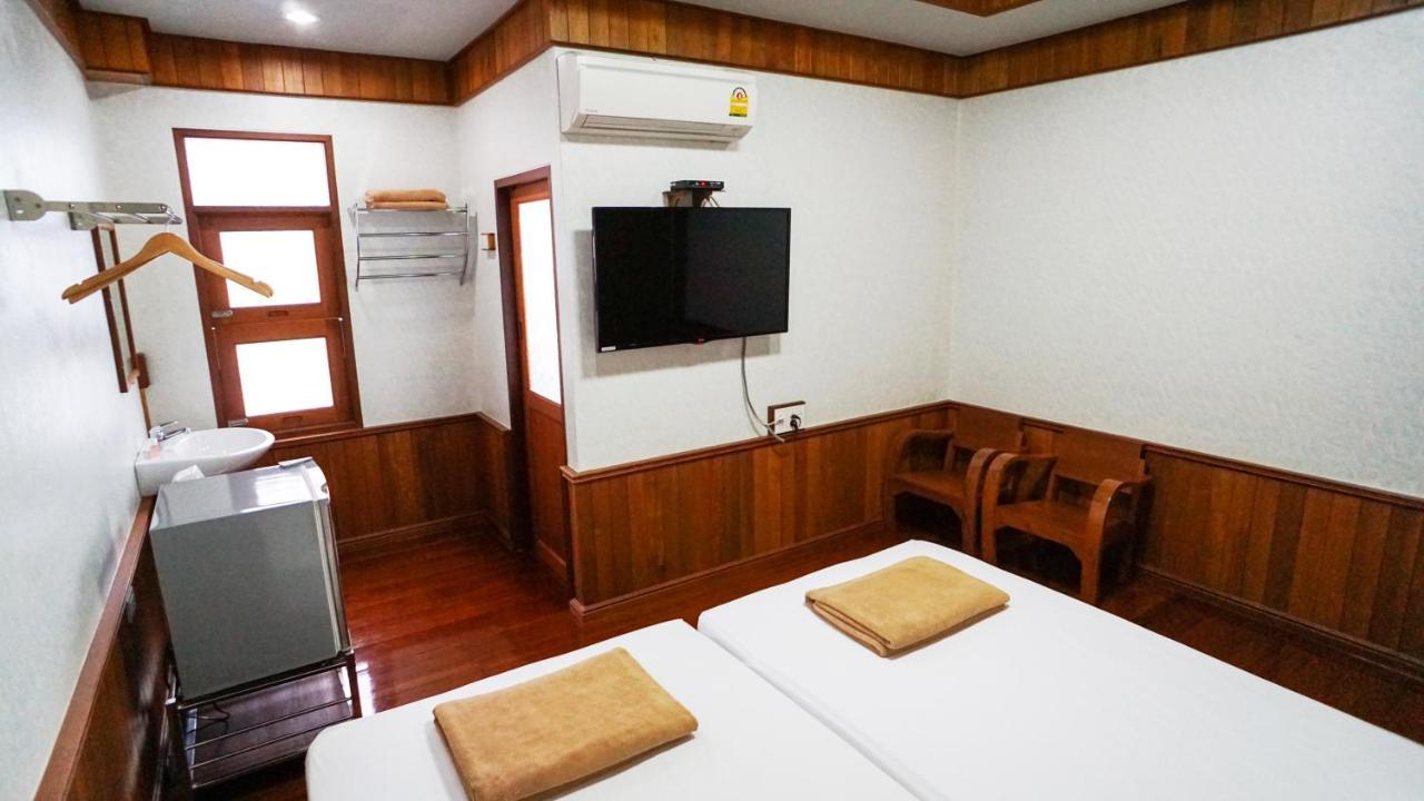 Baan Siriporn Resort - โรงแรมบ้านศิริพร รีสอร์ท Samut Songkhram Номер фото